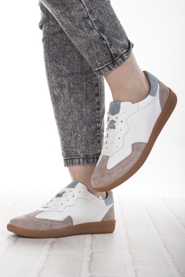 Białe sneakersy damskie skórzane T. Sokolski 224 WH/BLUE sportowe 