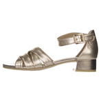 Złote sandały damskie Caprice 28201-44 959 na płaskim obcasie