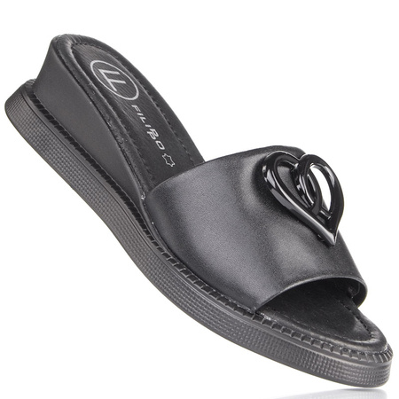 Klapki damskie Filippo DS6068/24 BK czarne