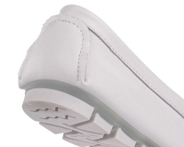 Mokasyny Filippo DP3630/22 WH białe